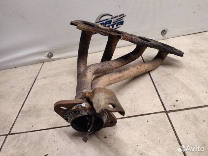 Выпускной коллектор Toyota Yaris 1SZ FE 2003