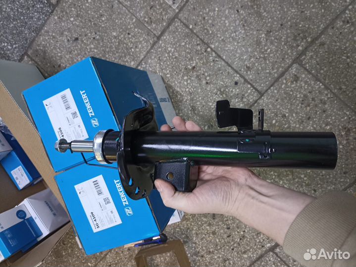 Амортизатор газовый Ford Mondeo4, Volvo S80