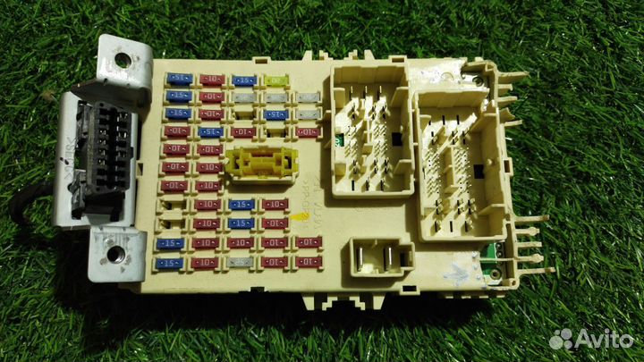 Блок предохранителей (салонный) Hyundai Solaris