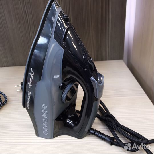 Стильный Утюг Redmond RI-C292 Гарантия 2года Новый