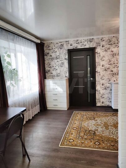 2-к. квартира, 43 м², 1/4 эт.