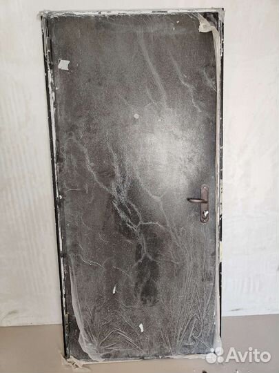 Дверь входная бу от застройщика