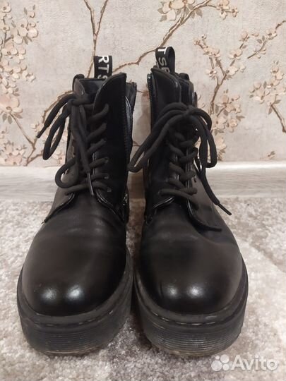 Ботинки на девочку