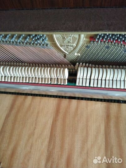 Пианино petrof