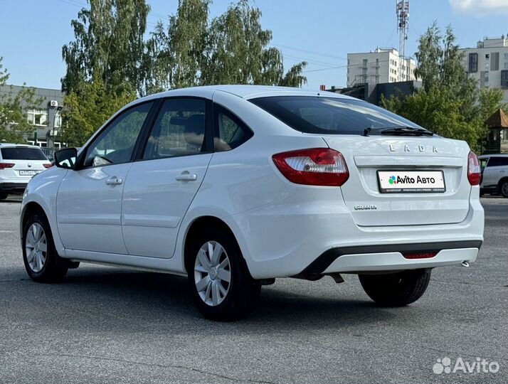 LADA Granta 1.6 AT, 2021, 67 300 км