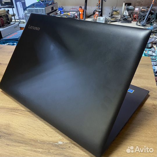 Ноутбук Lenovo 330-17ikb