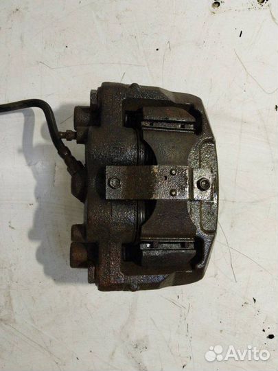 Суппорт тормозной передний правый УАЗ Patriot