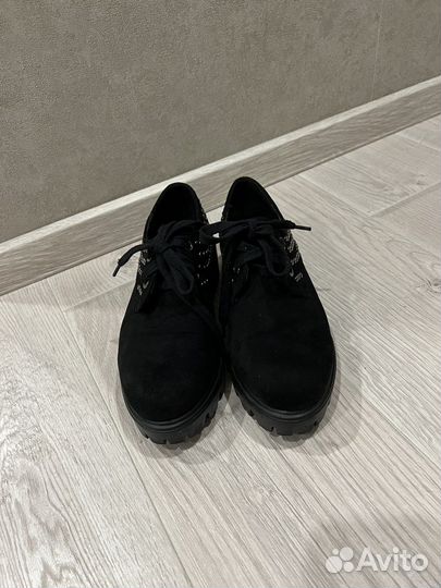 Ботинки женские 38 размера