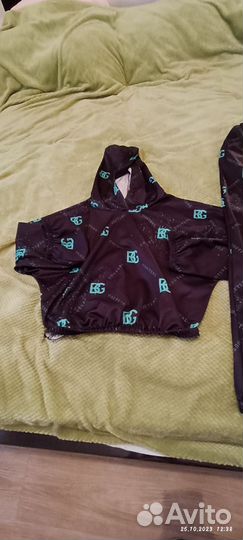 Спортивный костюм женский