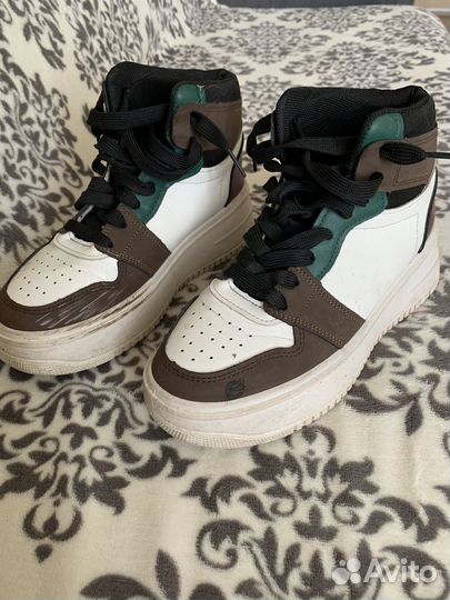 Ботинки/Кроссовки для девочки р.37