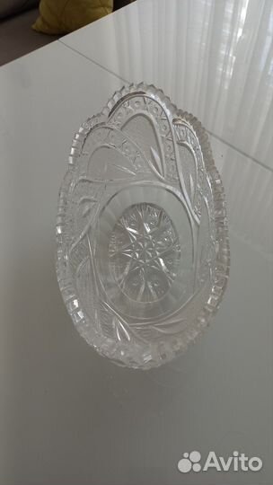 Ваза хрустальная