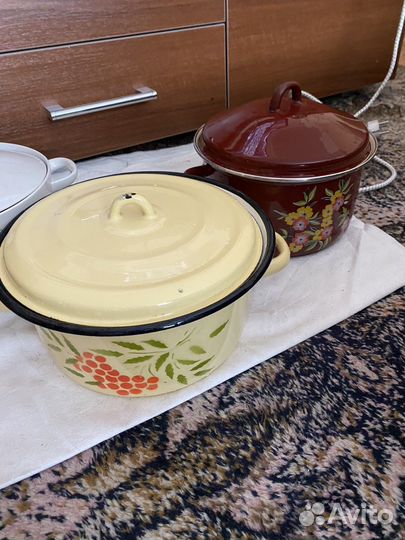 Посуда для дачи(кастрюли, тарелки, таз)