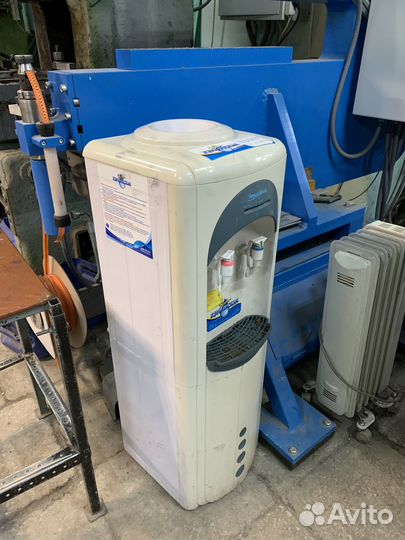 Кулер для воды бу