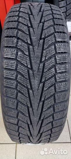 Hankook Winter I'Cept iZ 2 W616 215/55 R16 97T