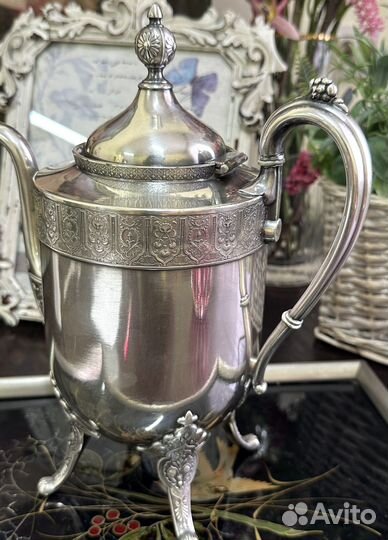Чайник. Серебрение. Англия