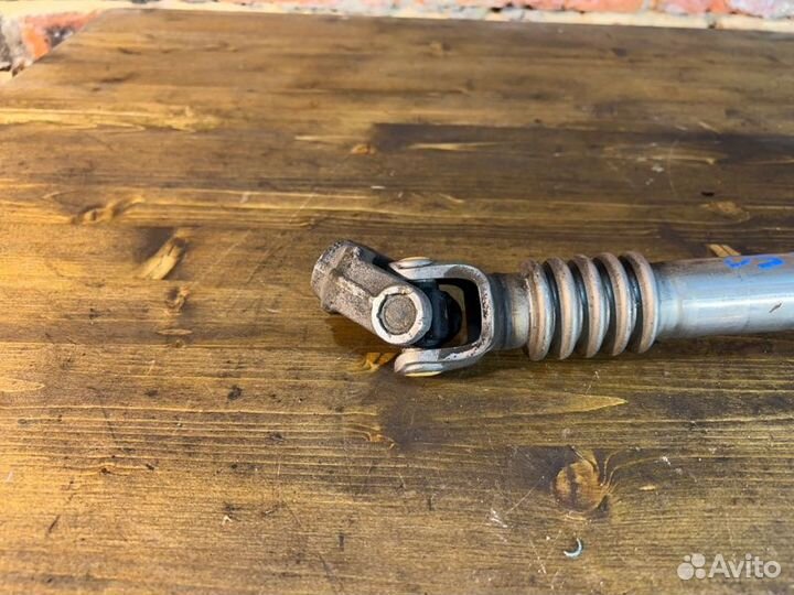 Рулевой карданчик Bmw 5 E60 N52B30 AF 2006