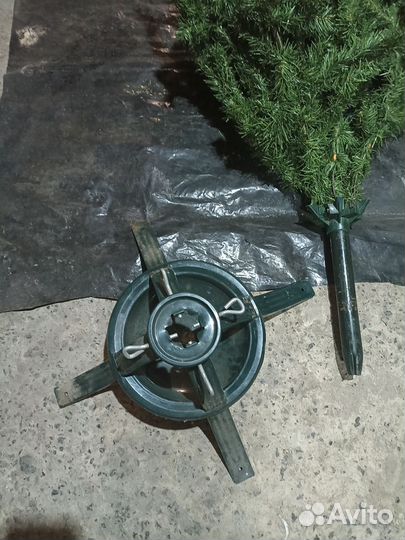 Елка искусственная