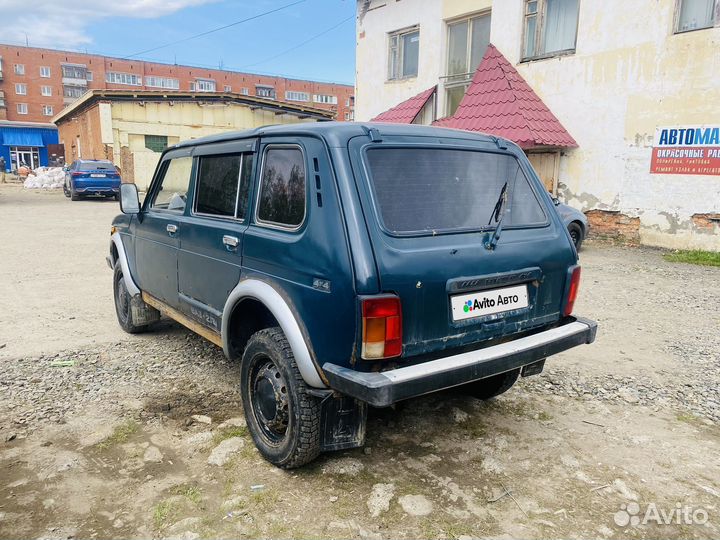 LADA 4x4 (Нива) 1.8 МТ, 2002, 150 000 км