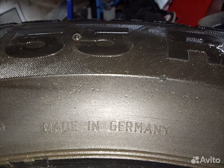 Continental ContiWinterViking 1 225/55 R16 95Q