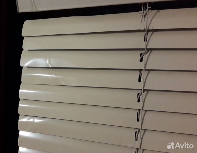 Жалюзи горизонтальные алюминиевые