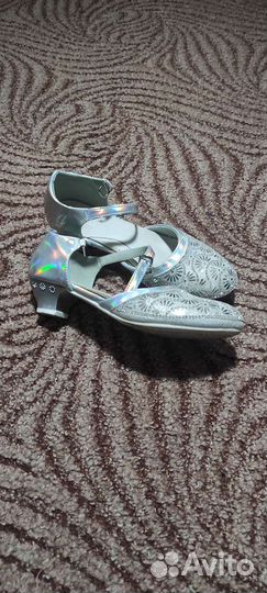 Туфли на девочку