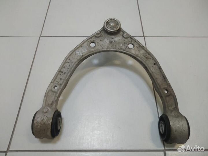 Рычаг передний верхний Volkswagen Touareg 2 NF 7P5