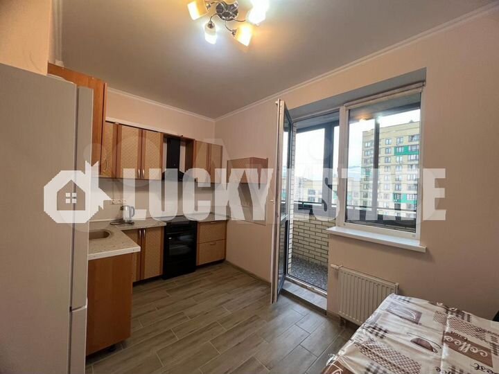 2-к. квартира, 55 м², 10/17 эт.