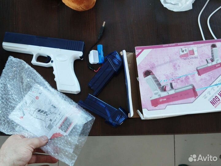 Водяной пистолет glock