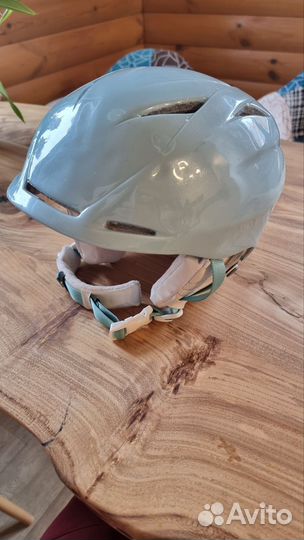 Шлем горнолыжный подростковый