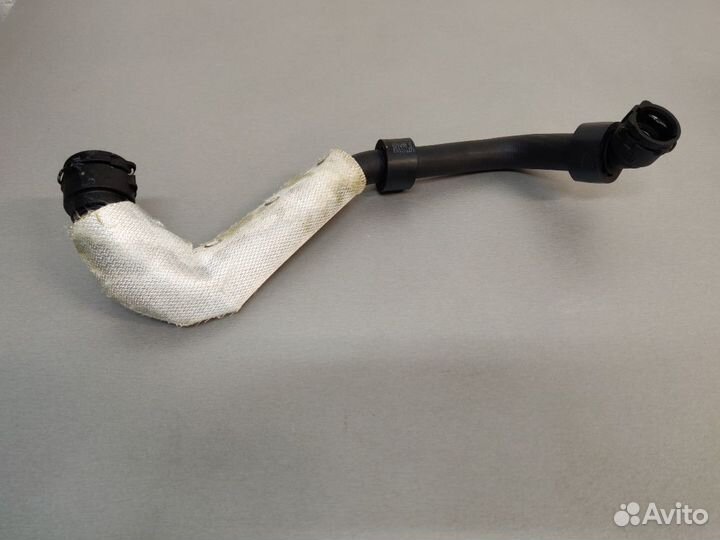 Патрубок ож на Мерседес-A1765010000