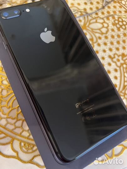 iPhone 8 Plus 64gb