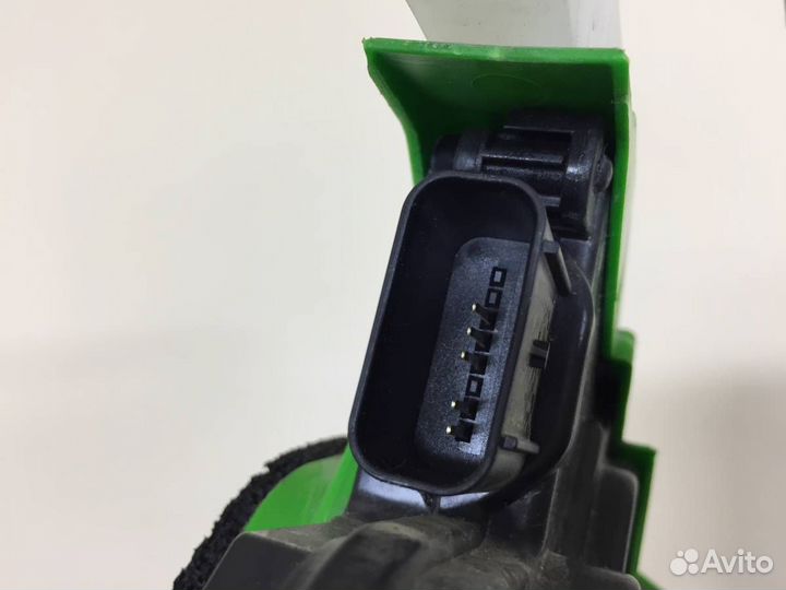 Замок двери задней левой Hyundai Elantra CN7 2020