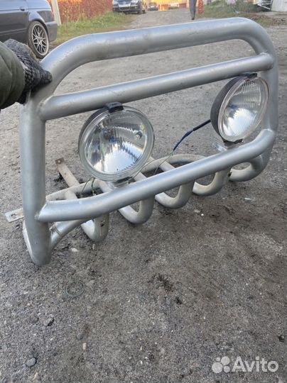 Кенгурятник нива