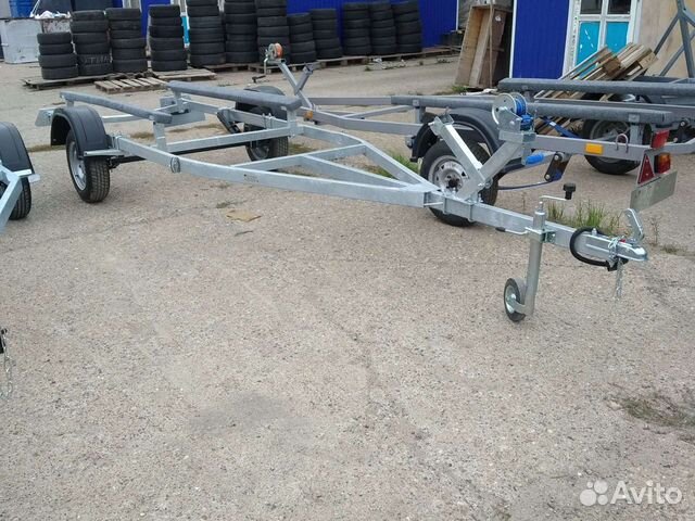 Лодочный прицеп до 4.7 м от пфс