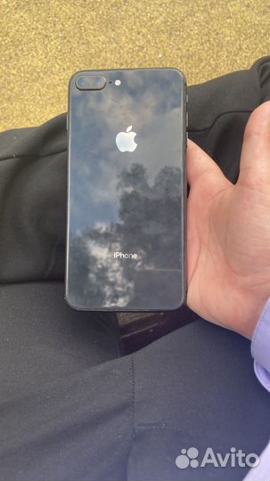 iPhone 8 Plus, 64 ГБ