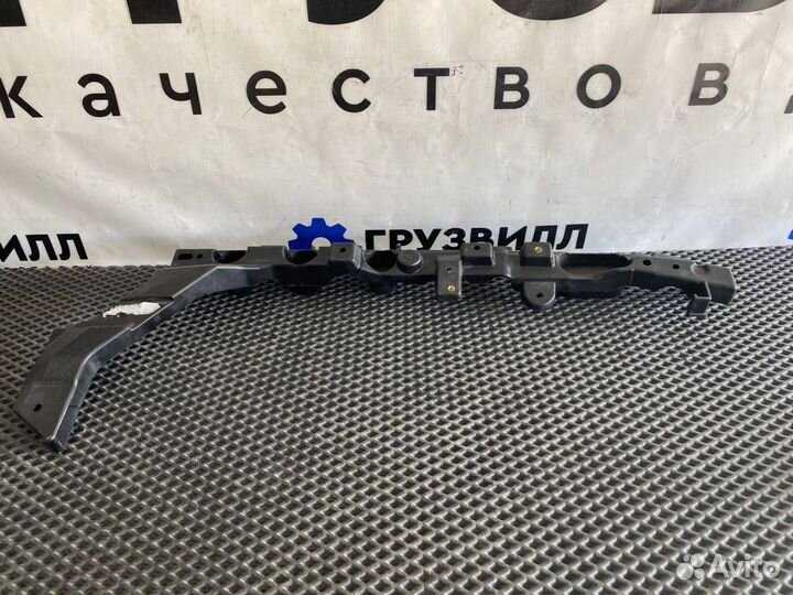 Кронштейн подножки Volvo FMX 82611632