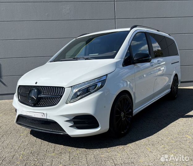 В разборе Mercedes-Benz V-класс W447