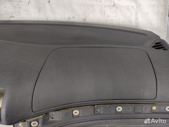 Торпедо BMW E39 левый руль