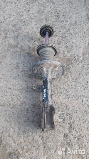 Амортизатор передний правый Chevrolet Aveo T250