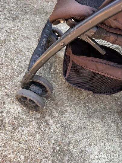 Прогулочная коляска aprica