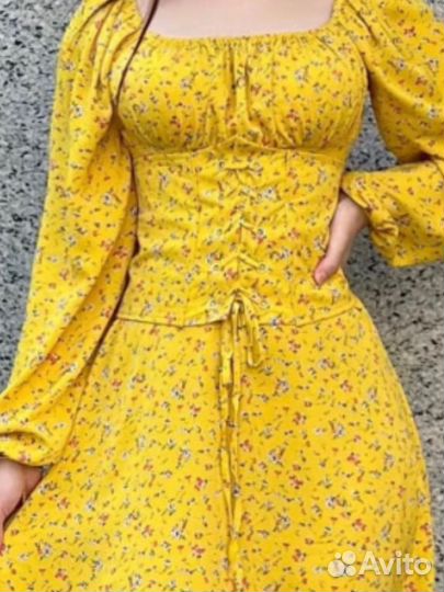 Нарядное платье