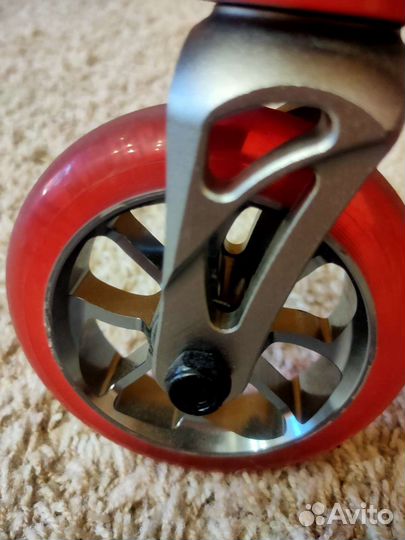 Самокат-кастом трюковой