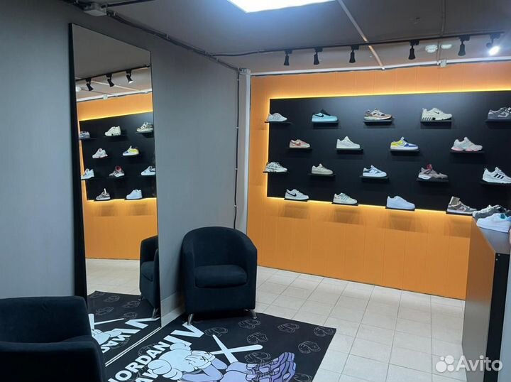 Продам кресло, зеркало, ресепшн, полка для обуви