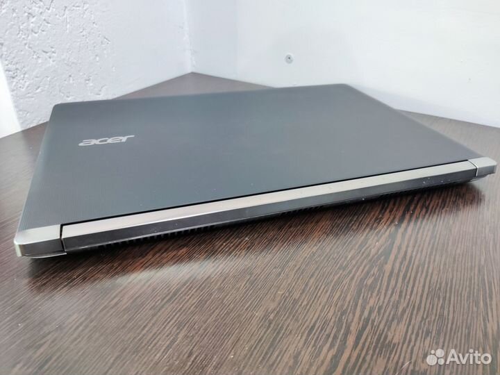 Acer Nitro 17.3 Core i7/GTX 860/озу 16/SSD/HDD