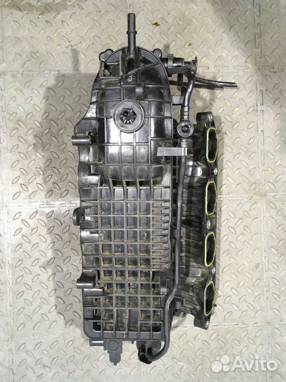 Коллектор впускной (Volkswagen Tiguan)