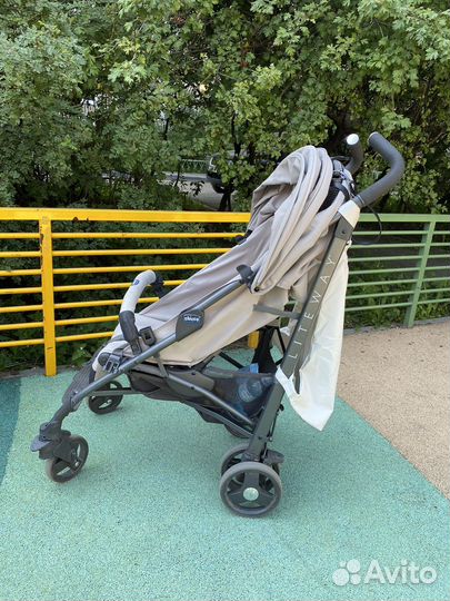 Коляска chicco lite way
