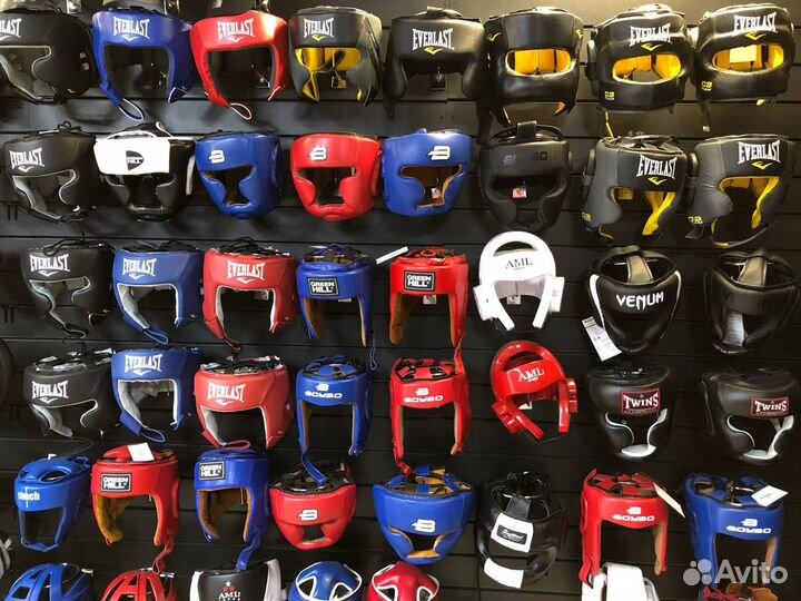 Перчатки для кикбоксинга