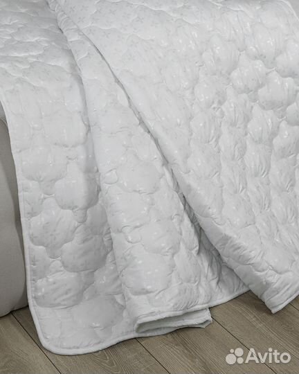 Одеяло Лотус легкое демисезонное