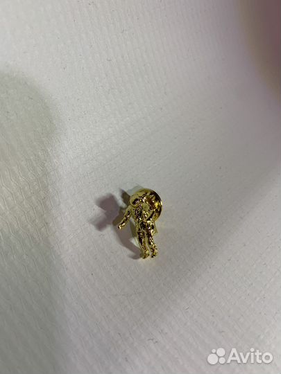 Значок космонавт