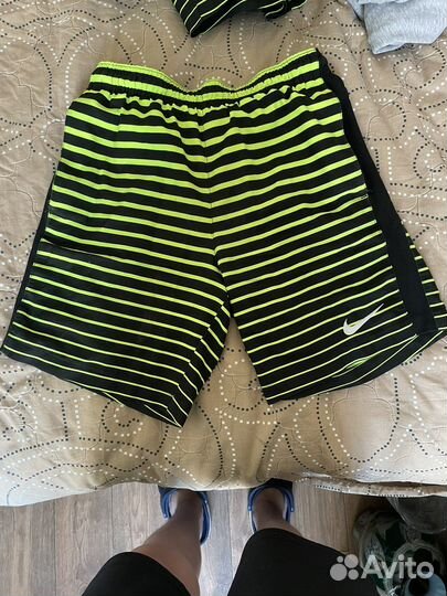 Шорты Nike